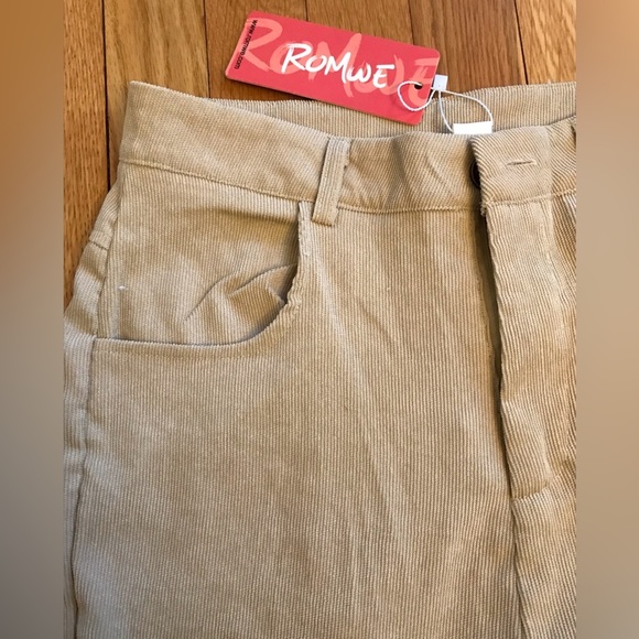 ROMWE Tan Corduroy Pants NWT - size Small / 4 - Picture 2 of 8